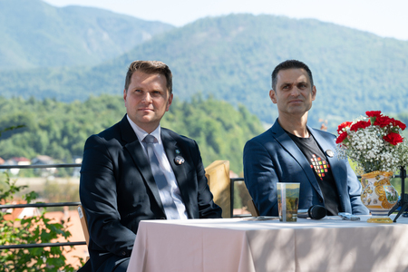 53. Dnevi narodnih noš in oblačilne dediščine_novinarska konferenca (30)